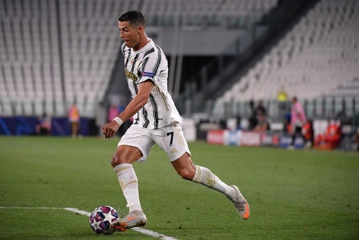 关于波尔图险胜利物浦，C罗乌龙送礼英超的信息