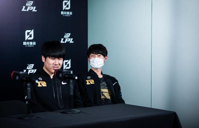 FPX强势PSG，JackeyLove爆发神勇的简单介绍